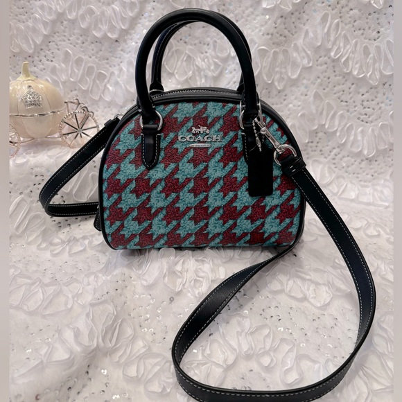 COACH NEW YORK Sydney Satchel Houndstooth - Picture 1 of 9